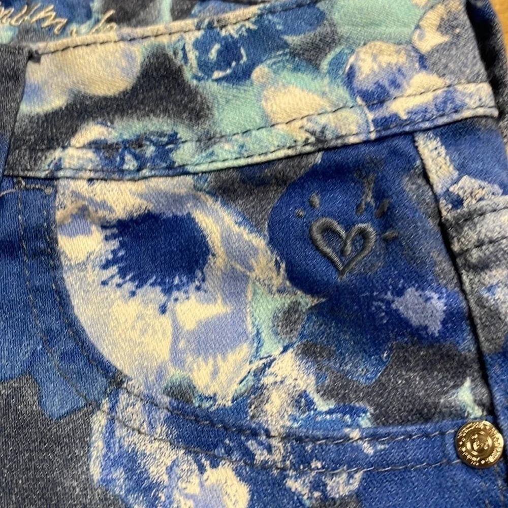 Justice Premium Jeans Straight Leg Simply Low 14R, Blue Floral